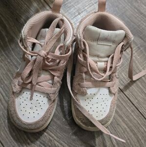 Nike Kids Pink and White Sneakers JORDANS/ Girls Nike High Top